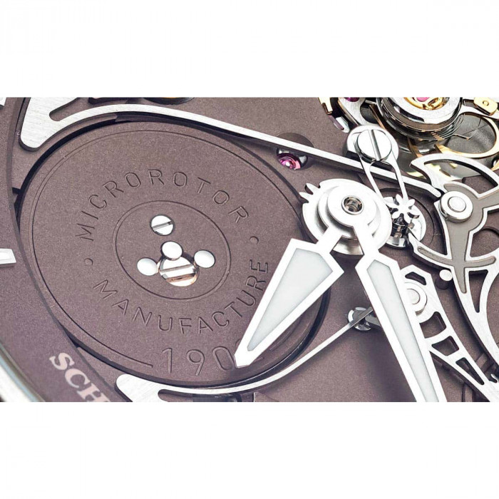 Roswell 08, Schwarz Etienne