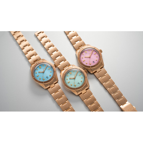 Divers Sixty Five, Oris