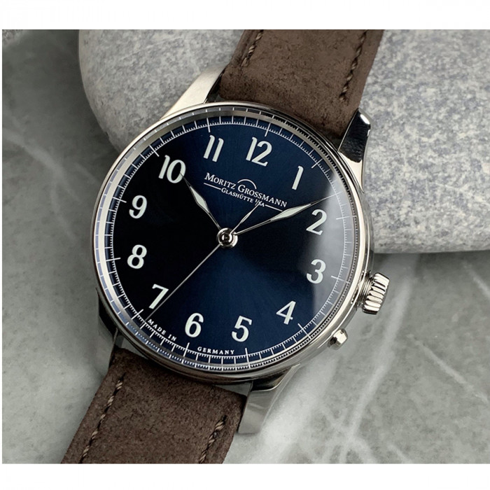 Central Second, Moritz Grossmann