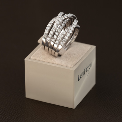 Anello Diamanti, Leo Pizzo