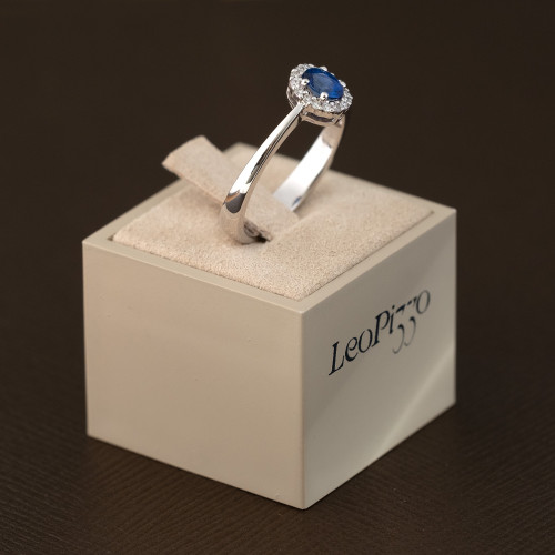 Anello Zaffiro, Leo Pizzo