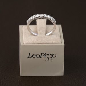 Anello Diamanti, Leo Pizzo