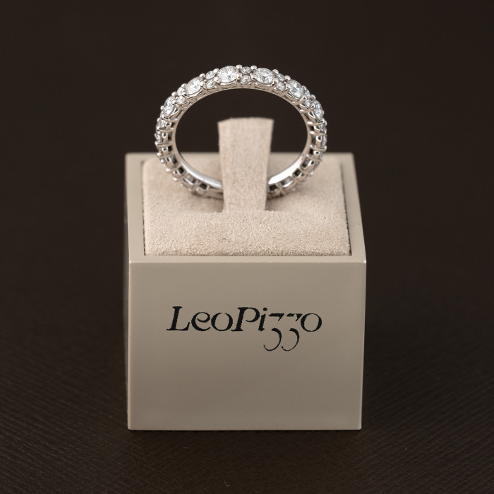 Anello Eternity, Leo Pizzo