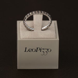 Anello Eternity, Leo Pizzo