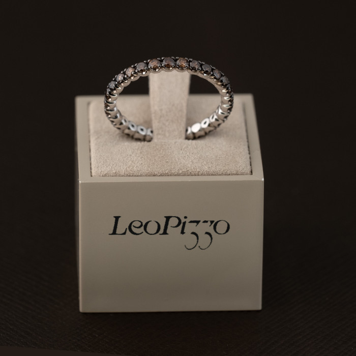 Anello Eternity, Leo Pizzo