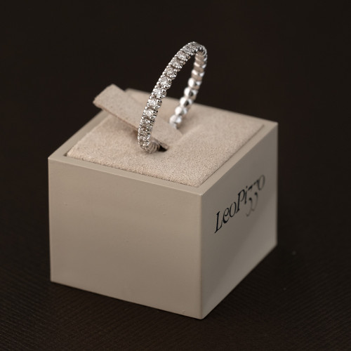 Anello Eternity, Leo Pizzo