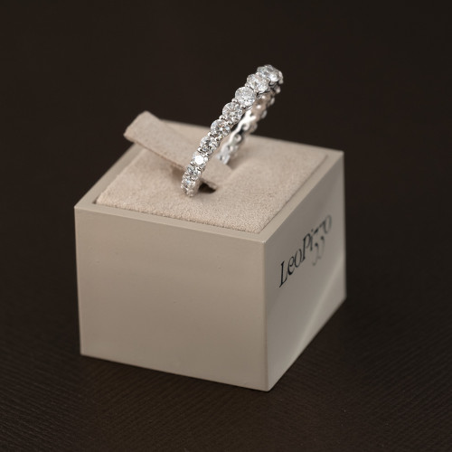 Anello Eternity, Leo Pizzo