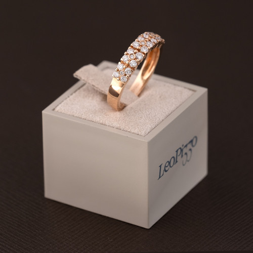 Anello Diamanti, Leo Pizzo