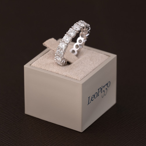 Anello Eternity, Leo Pizzo