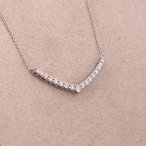 Collana Diamanti, Leo Pizzo