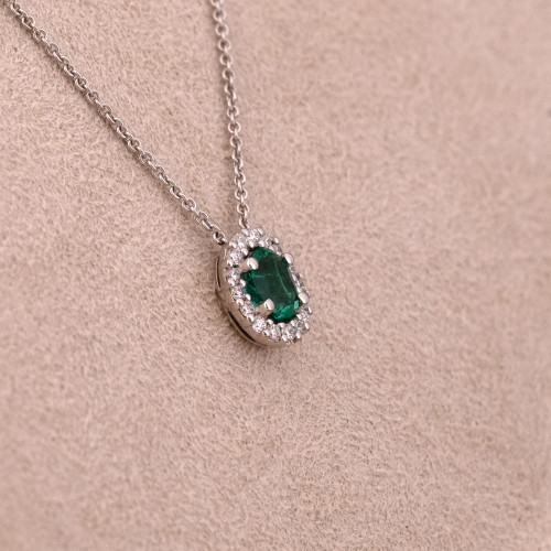 Collana Smeraldo, Leo Pizzo