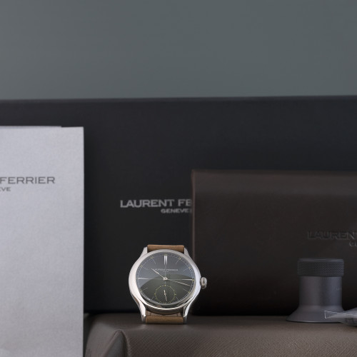 Laurent Ferrier Classic Origin Green Ref. LCF036.T1.VG