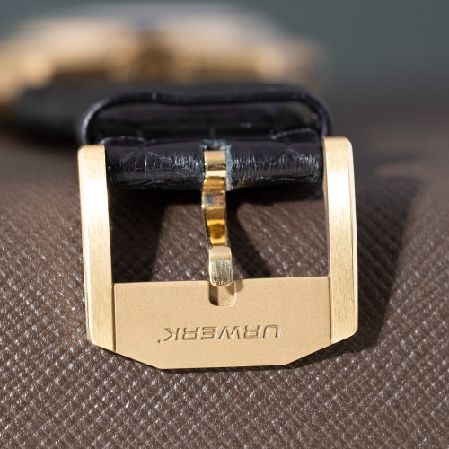 Urwerk UR-100 Electrum