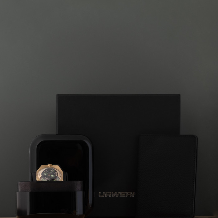 Urwerk UR-100 Electrum