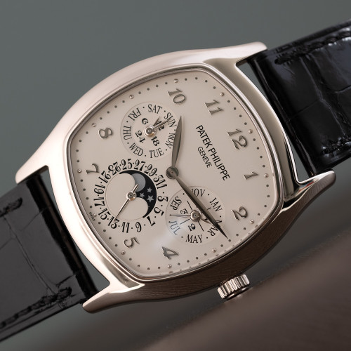 Patek Philippe Perpetual Calendar Ref. 5940G