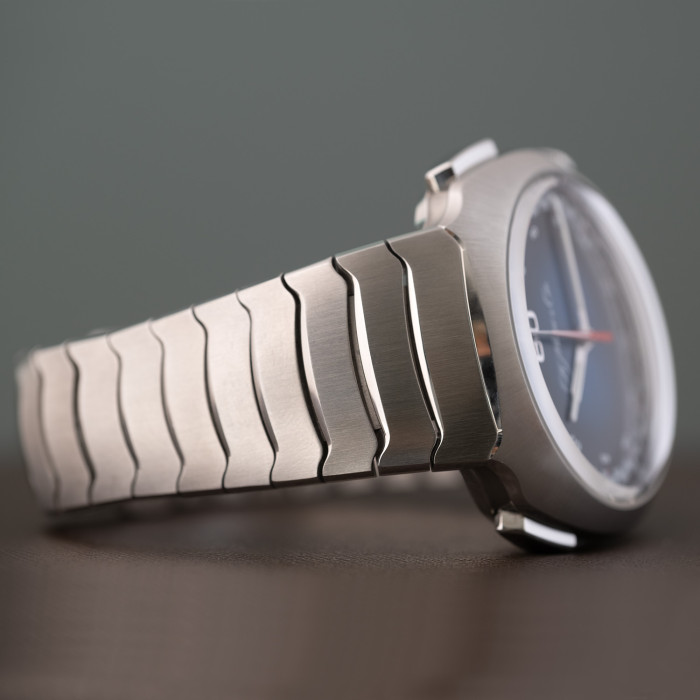 H.Moser & Cie. Streamliner Flyback Chronograph...