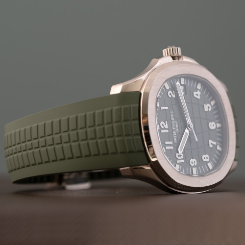 Patek Philippe Aquanaut Ref. 5168G-010