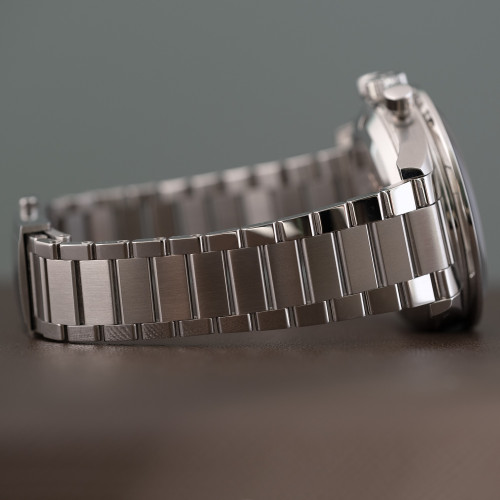 Omega Speedmaster "Ed White" Ref. 311.30.40.30.01.001