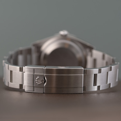 Rolex Explorer Ref. 124270