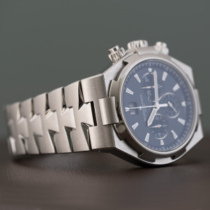 Vacheron Constantin Overseas Chronograph Ref. 49150 2