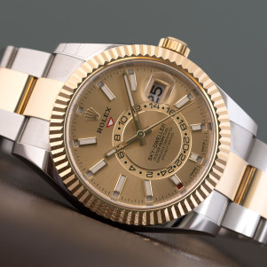 Rolex Sky-Dweller Ref. 326933