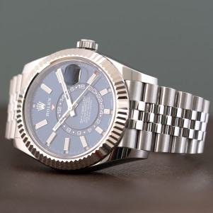 Rolex Sky-Dweller Ref. 326934 2