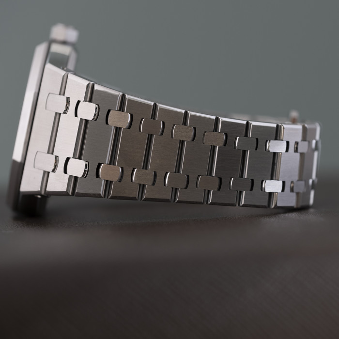 Audemars Piguet Royal Oak Ref. 15300ST