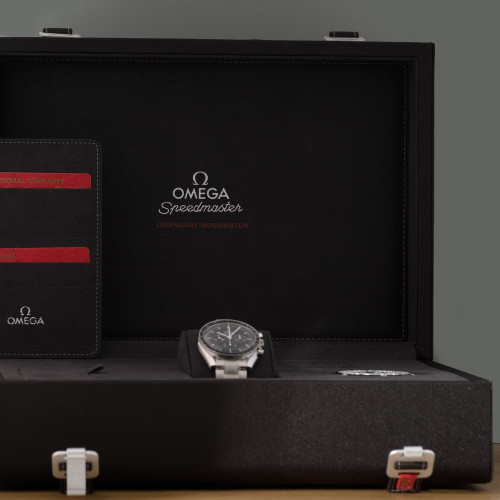 Omega Speedmaster Professional Moonwatch Ref. 31130423001005