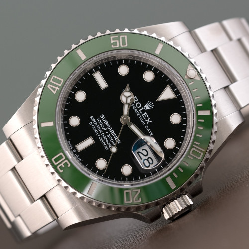 Rolex Submariner Ref. 126610LV