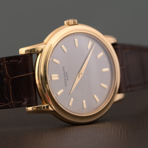 Patek Philippe Calatrava Ref. 5032 2