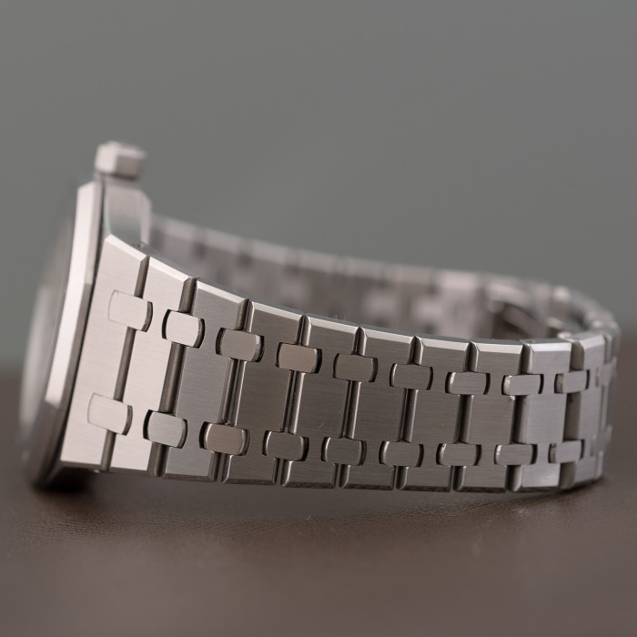 Audemars Piguet Royal Oak Ref. 15300ST