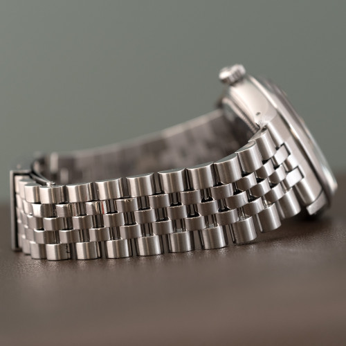 Rolex Oyster Perpetual Date Ref. 15000