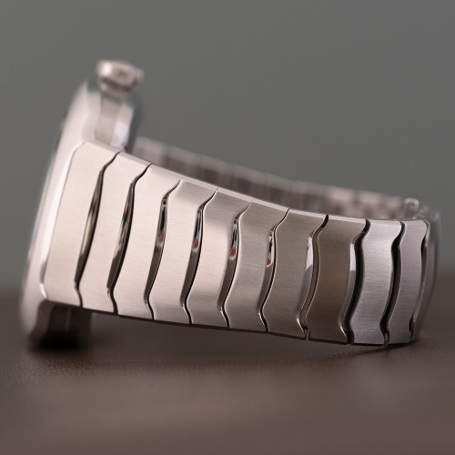 H.Moser & Cie. Streamliner Centre Seconds Ref. 6200-1207