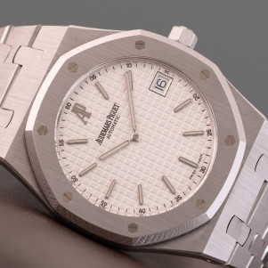 Audemars Piguet Royal Oak Jumbo Ref. 15202ST