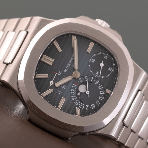 Patek Philippe Nautilus Ref. 5712