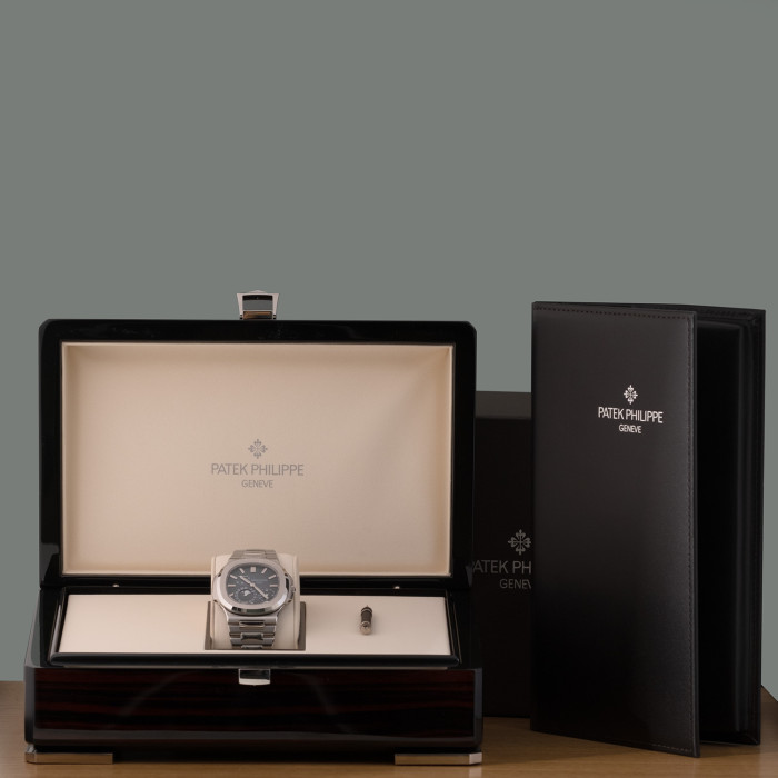 Patek Philippe Nautilus Ref. 5712