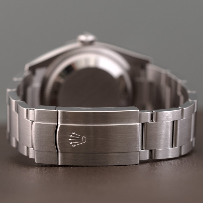 Rolex Oyster Perpetual 36 Ref. 126000