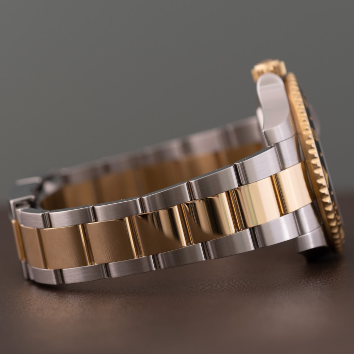 Rolex GMT-Master II Ref. 116713LN