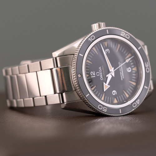 Omega Seamaster 300 Ref. 233.30.41.21.01.001