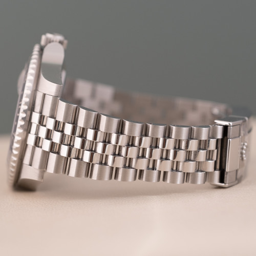 Rolex GMT-Master II Ref. 126710GRNR