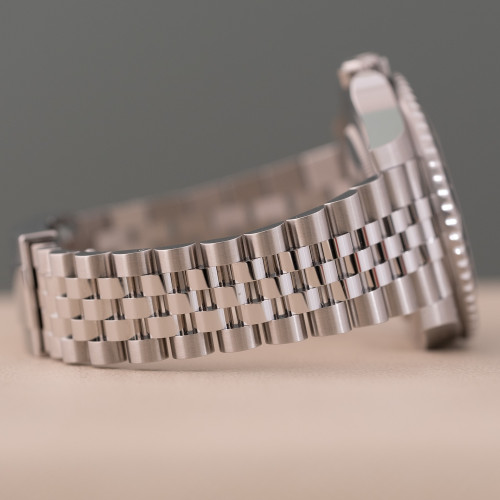 Rolex GMT-Master II Ref. 126710GRNR