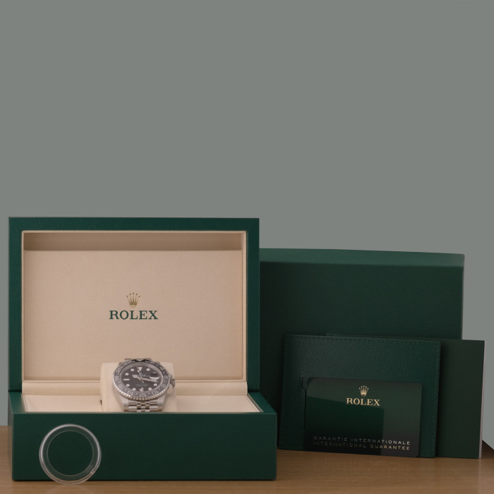 Rolex GMT-Master II Ref. 126710GRNR