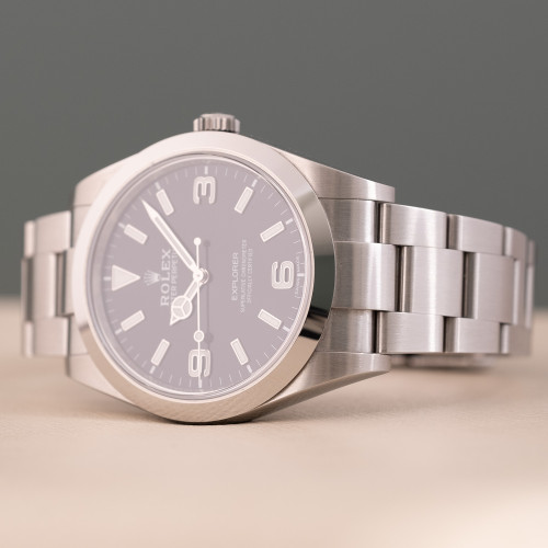 Rolex Explorer Ref. 214270