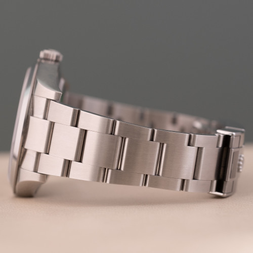 Rolex Explorer Ref. 214270