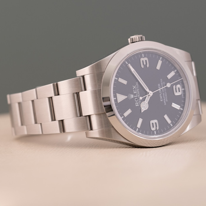 Rolex Explorer Ref. 214270