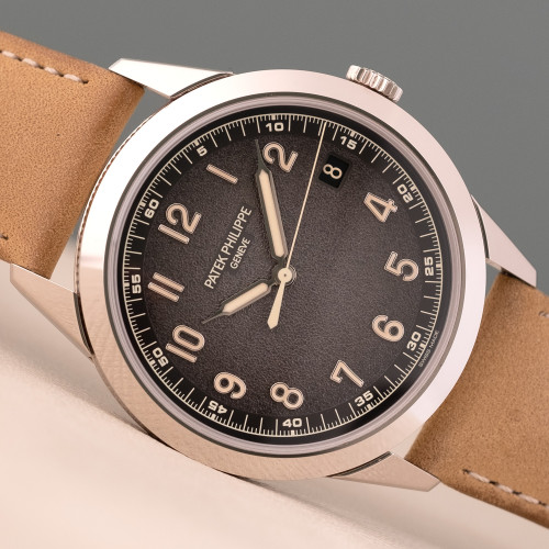 Patek Philippe Calatrava Ref. 5226G