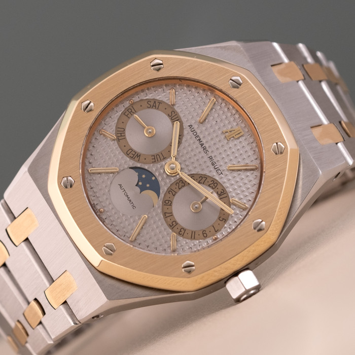 Audemars Piguet Royal Oak Day-Date Ref. 25594SA