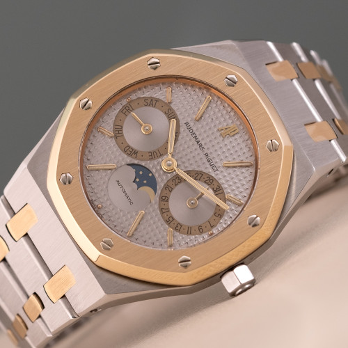 Audemars Piguet Royal Oak Day-Date Ref. 25594SA