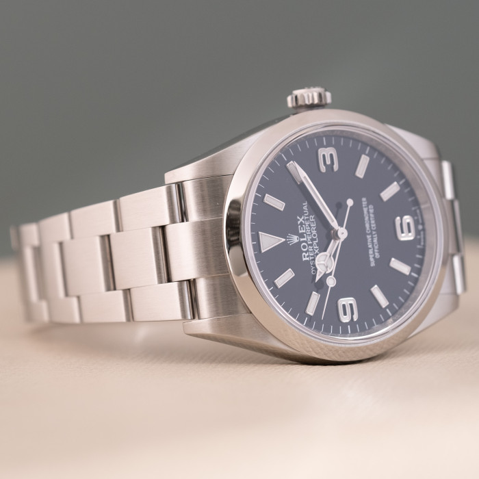 Rolex Explorer Ref. 124270