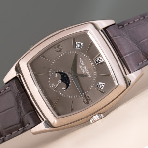 Patek Philippe Gondolo Ref. 5135G 2